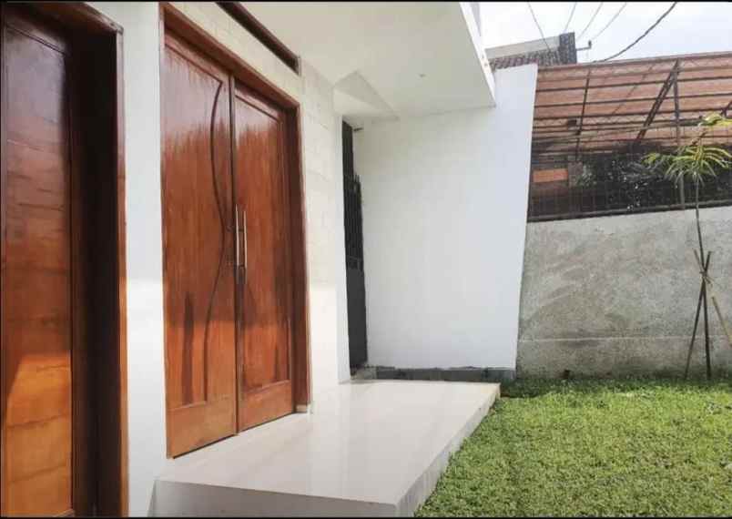 dijual rumah cluster sunrise hill