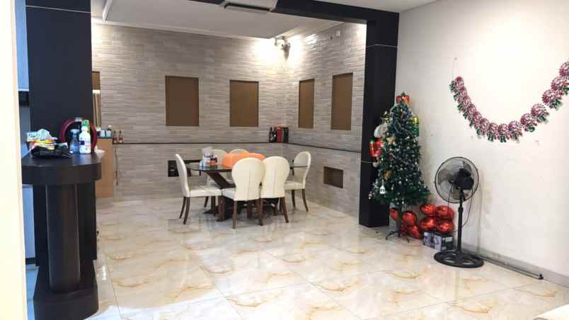 dijual rumah cluster zebrina jgc