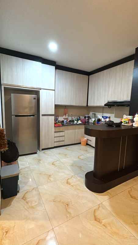 dijual rumah cluster zebrina jgc