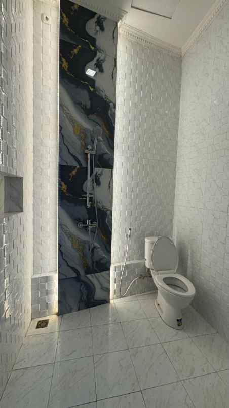 dijual rumah d bale cimuning townhouse