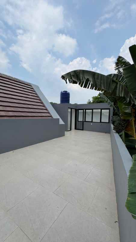 dijual rumah d bale cimuning townhouse