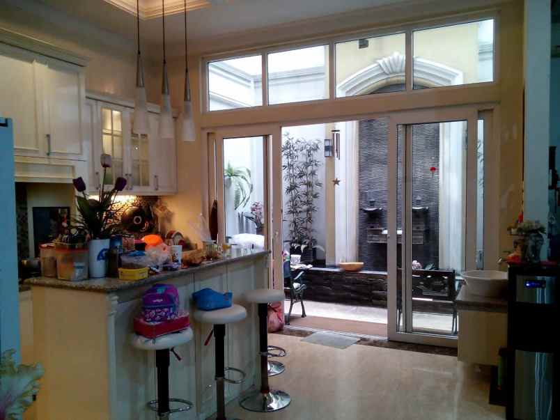 dijual rumah daan mogot jakbar