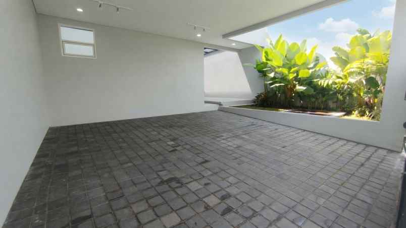 dijual rumah dago bandung utara