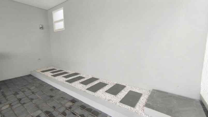dijual rumah dago bandung utara