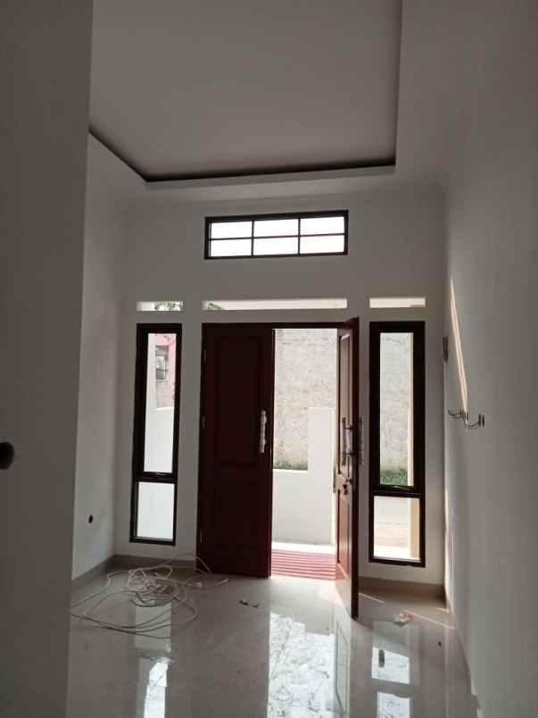 dijual rumah dekat pintu tol bsd pamulang