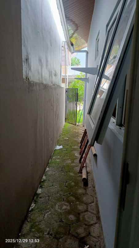 dijual rumah di familia urban rawalumbu bekasi