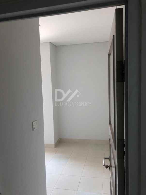 dijual rumah di gading serpong