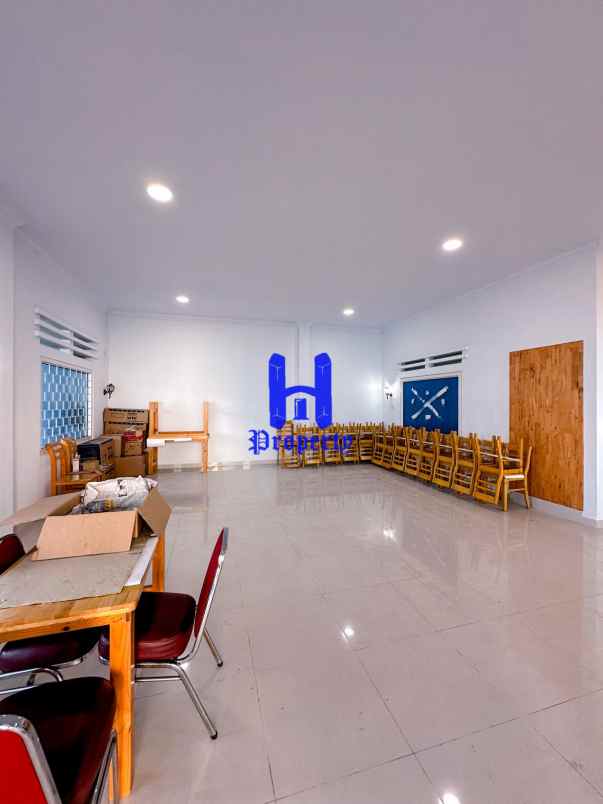 dijual rumah di jalan melur multatuli medan