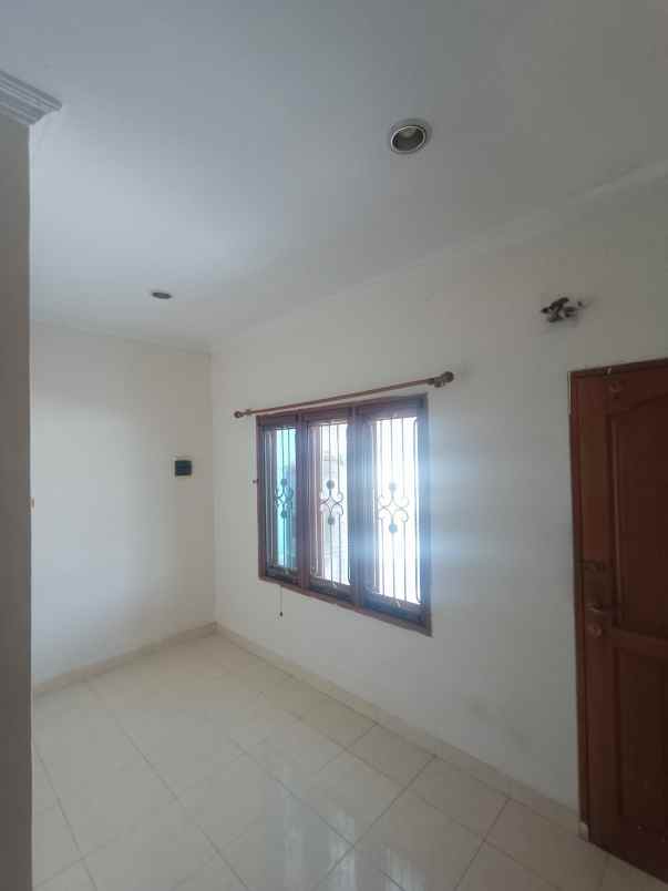 dijual rumah di kalideres permai jakarta barat