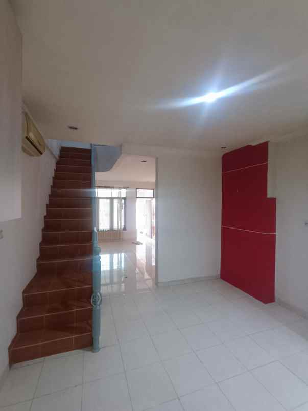 dijual rumah di kalideres permai jakarta barat