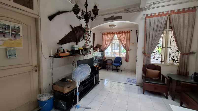 dijual rumah di legenda wisata cibubur