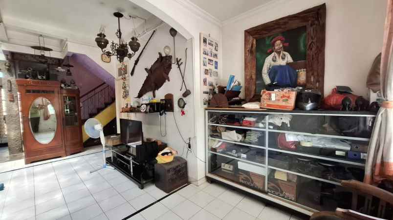 dijual rumah di legenda wisata cibubur