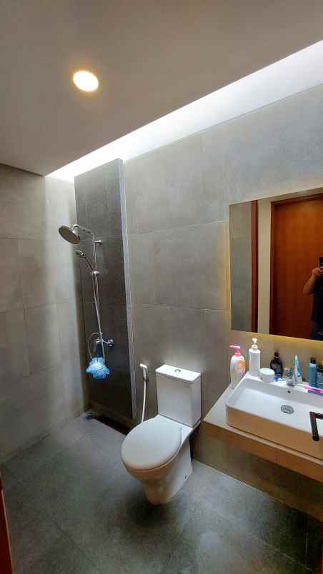 dijual rumah di paradesa cibubur dekat lrt harjamukti