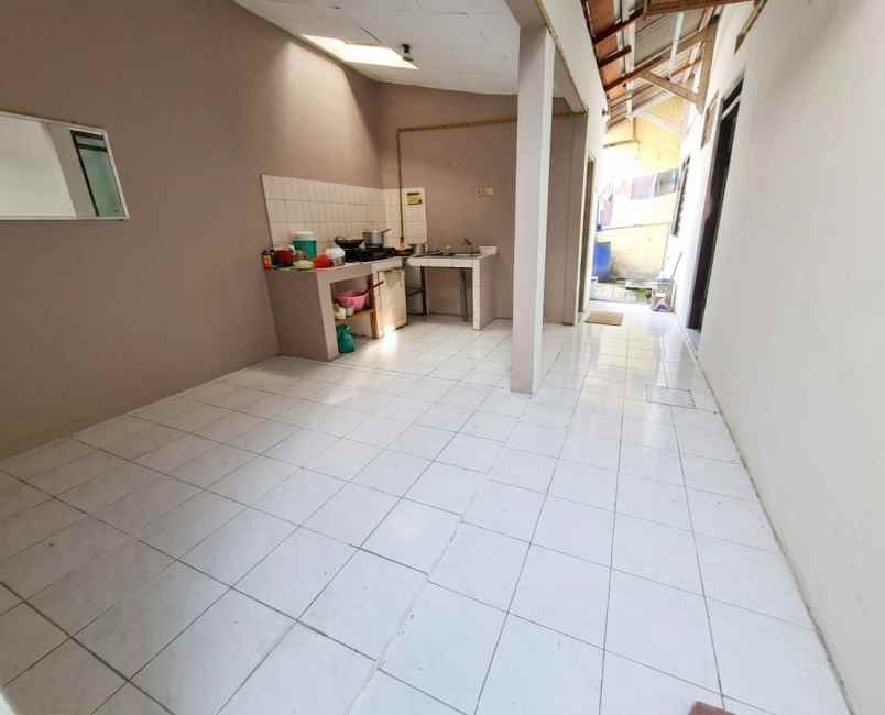 dijual rumah di sri redjeki kalibanteng semarang