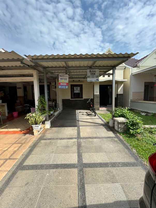 dijual rumah disutera kirana pondok