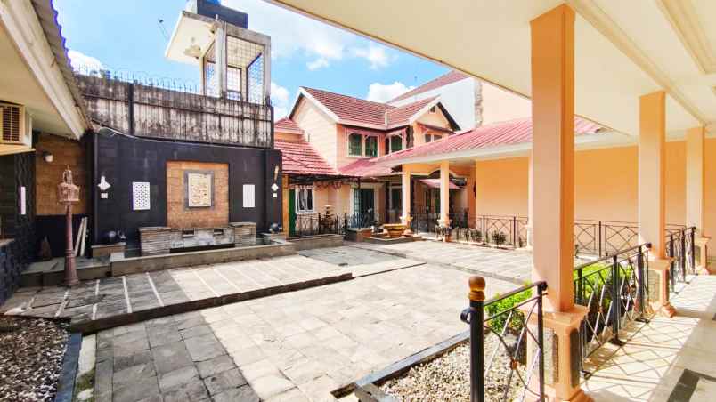 dijual rumah dukuh bima buana lambangsari