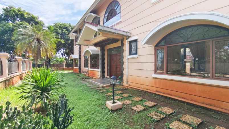 dijual rumah dukuh bima buana lambangsari