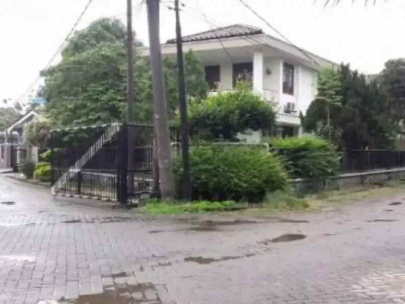 dijual rumah eramas