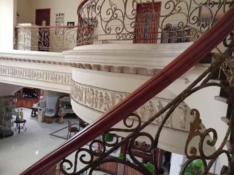 dijual rumah exclusive di komplek pluit putri