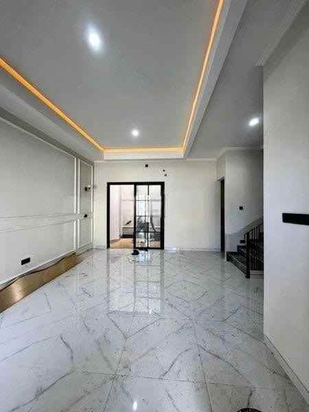 dijual rumah galaxy bumi permai araya