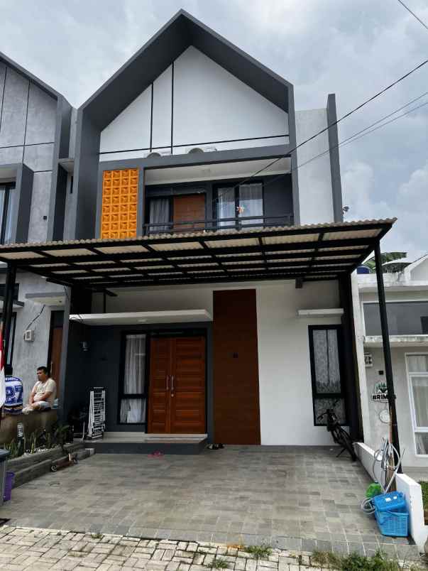 dijual rumah galumpit cileunyi kulon