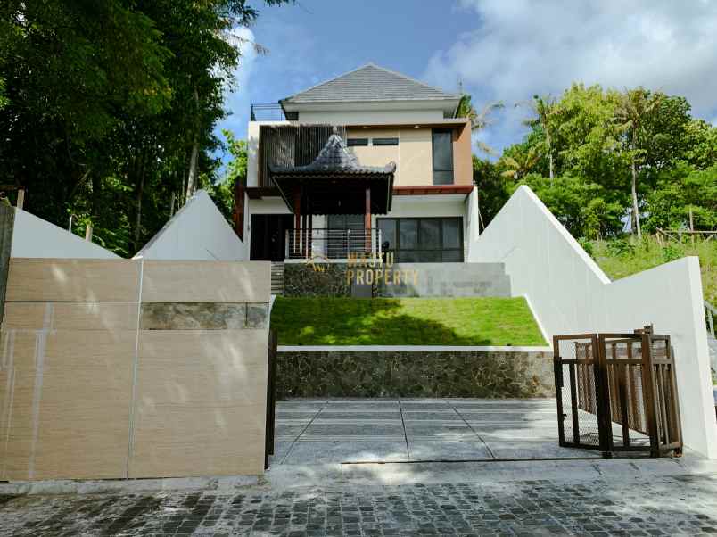 dijual rumah gedongan bangunjiwo