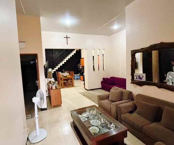 dijual rumah graha estetika tembalang