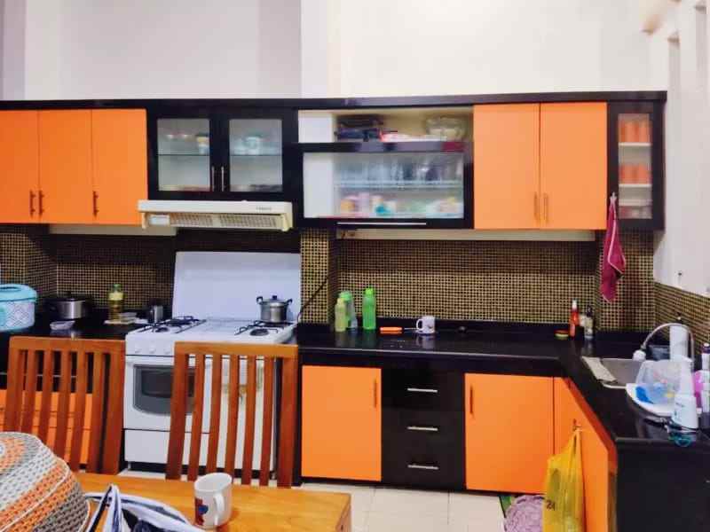 dijual rumah graha estetika tembalang