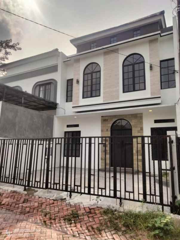 dijual rumah graha mukti utama