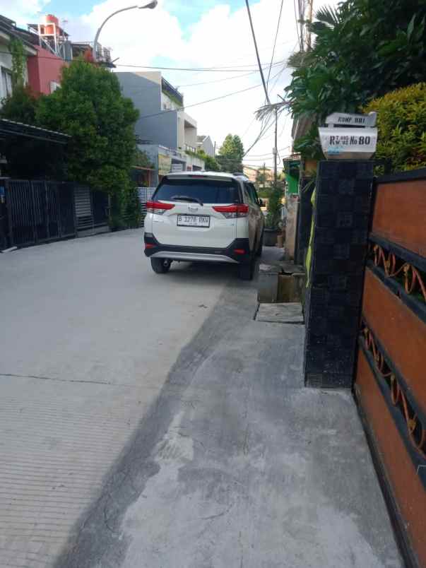 dijual rumah grand kota bintang