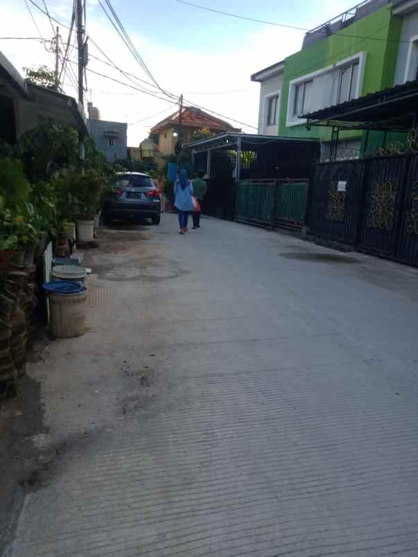 dijual rumah grand kota bintang