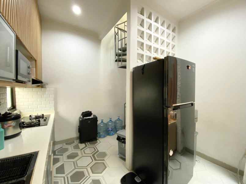 dijual rumah green ratna residence