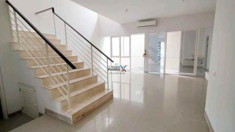 dijual rumah greenville babatan pantai kenjeran