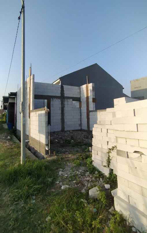 dijual rumah gunung anyar surabaya