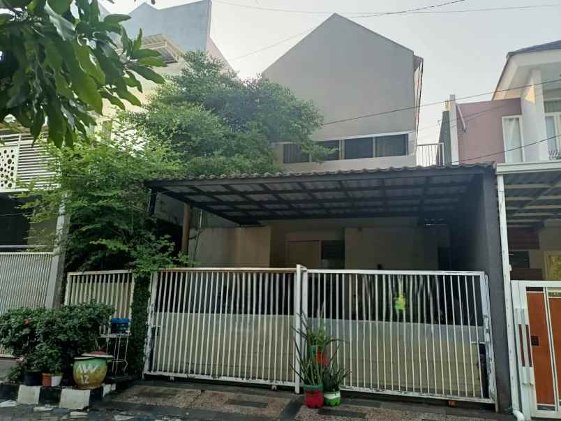 dijual rumah gunung sari indah