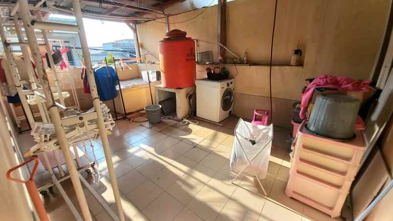 dijual rumah harapan indah