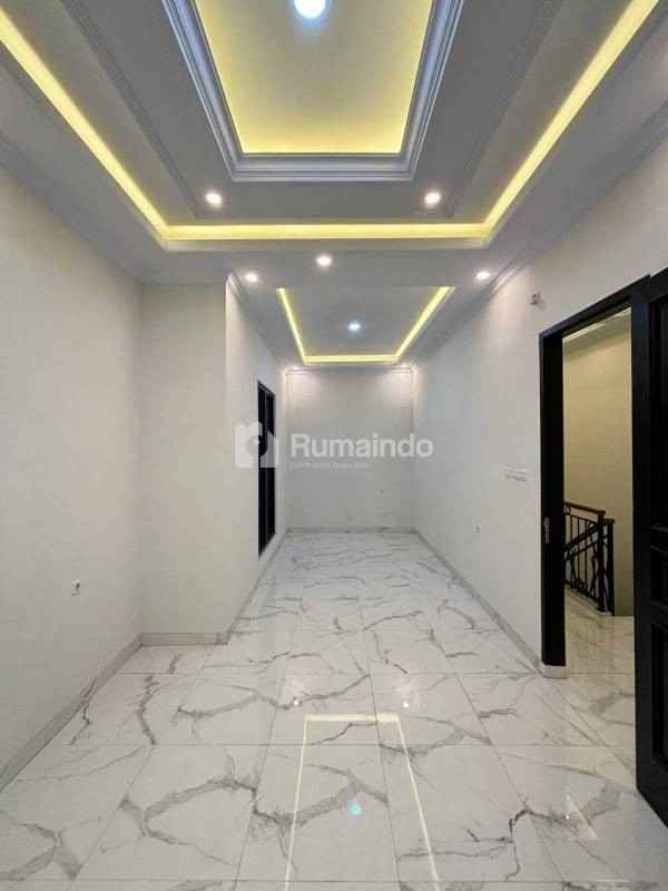 dijual rumah jagakarsa