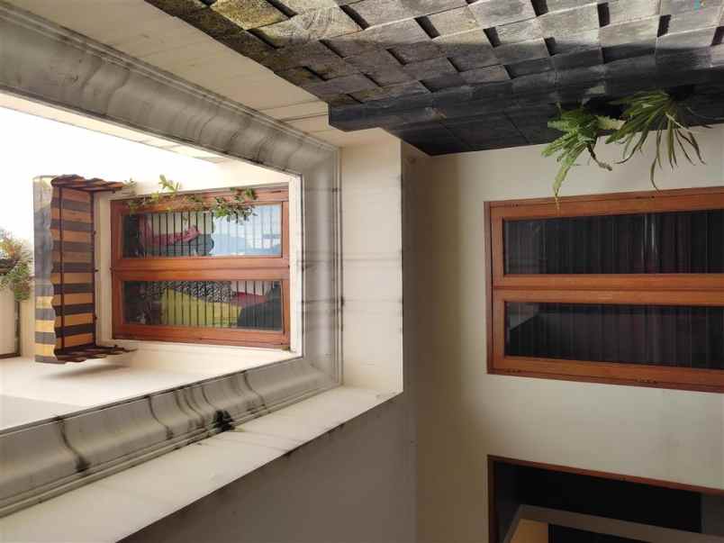 dijual rumah jakarta timur lubang buaya