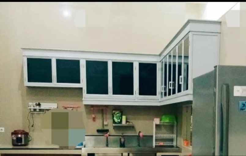 dijual rumah jalan aries