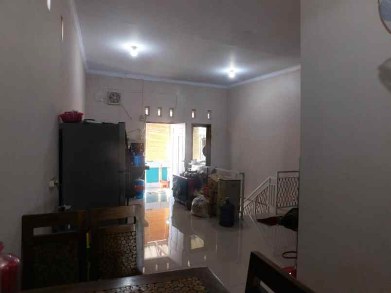 dijual rumah jalan bojong renged