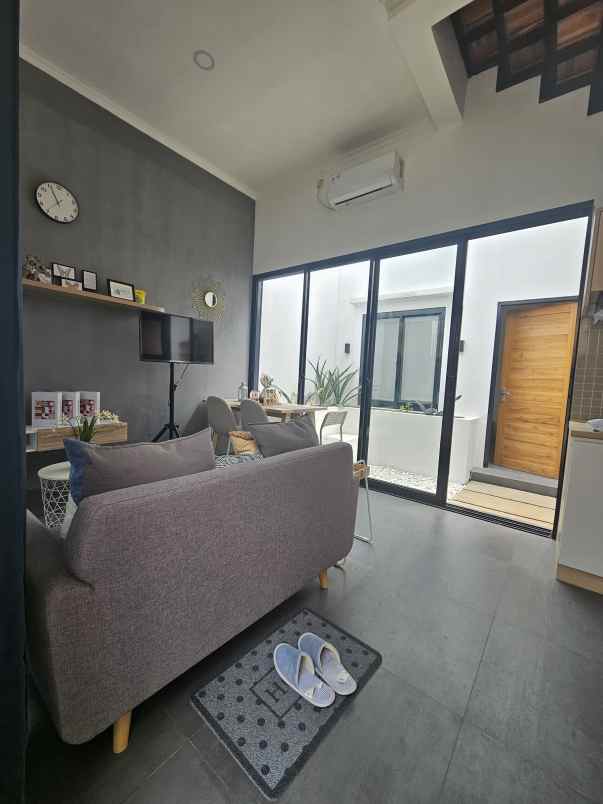 dijual rumah jalan duren rangkapan jaya