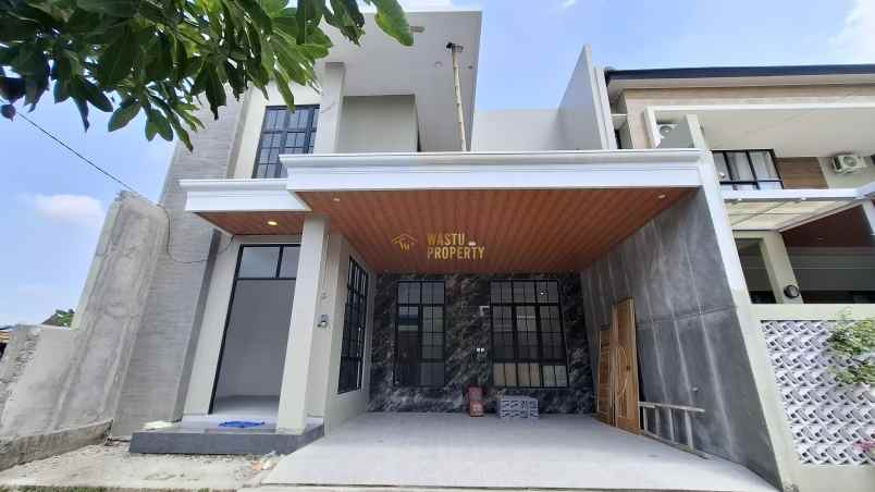 dijual rumah jalan kaliurang ngaglik sleman