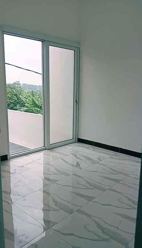 dijual rumah jalan raya curug bojongsari