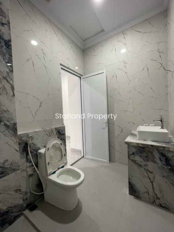 dijual rumah jalan raya joglo meruya