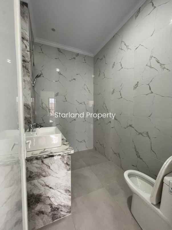 dijual rumah jalan raya joglo meruya