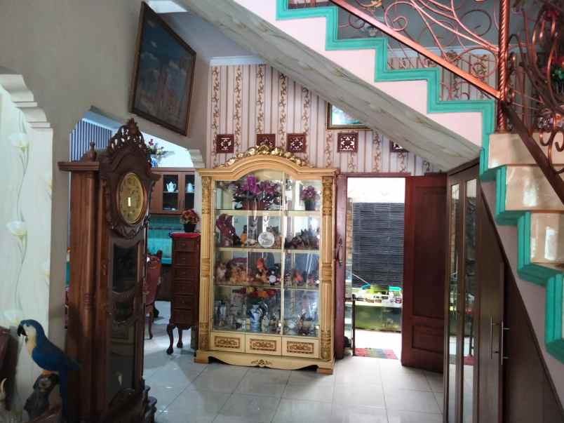 dijual rumah jalan raya kalisari pasar rebo