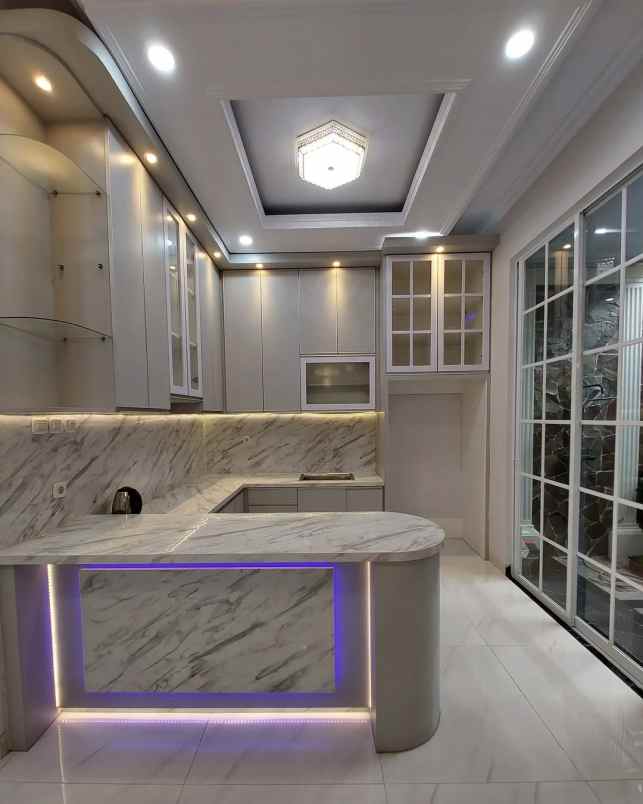 dijual rumah jalan raya kebagusan