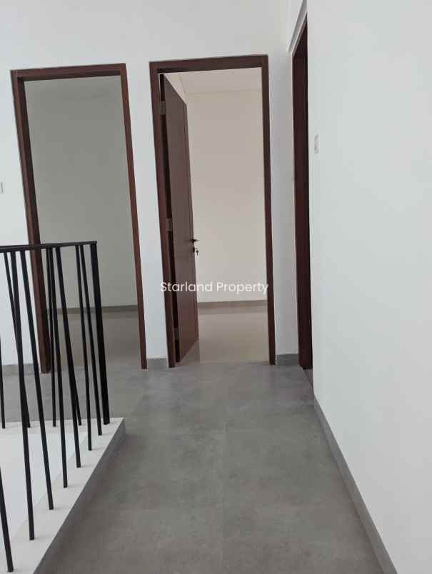 dijual rumah jalan raya kucica bintaro