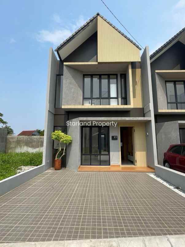 dijual rumah jalan raya lengkong bsd