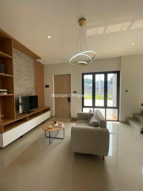 dijual rumah jalan raya lengkong bsd